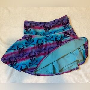 Constantly Varied Gear CVG Watercolor Skulls Skirt Skort Size Small